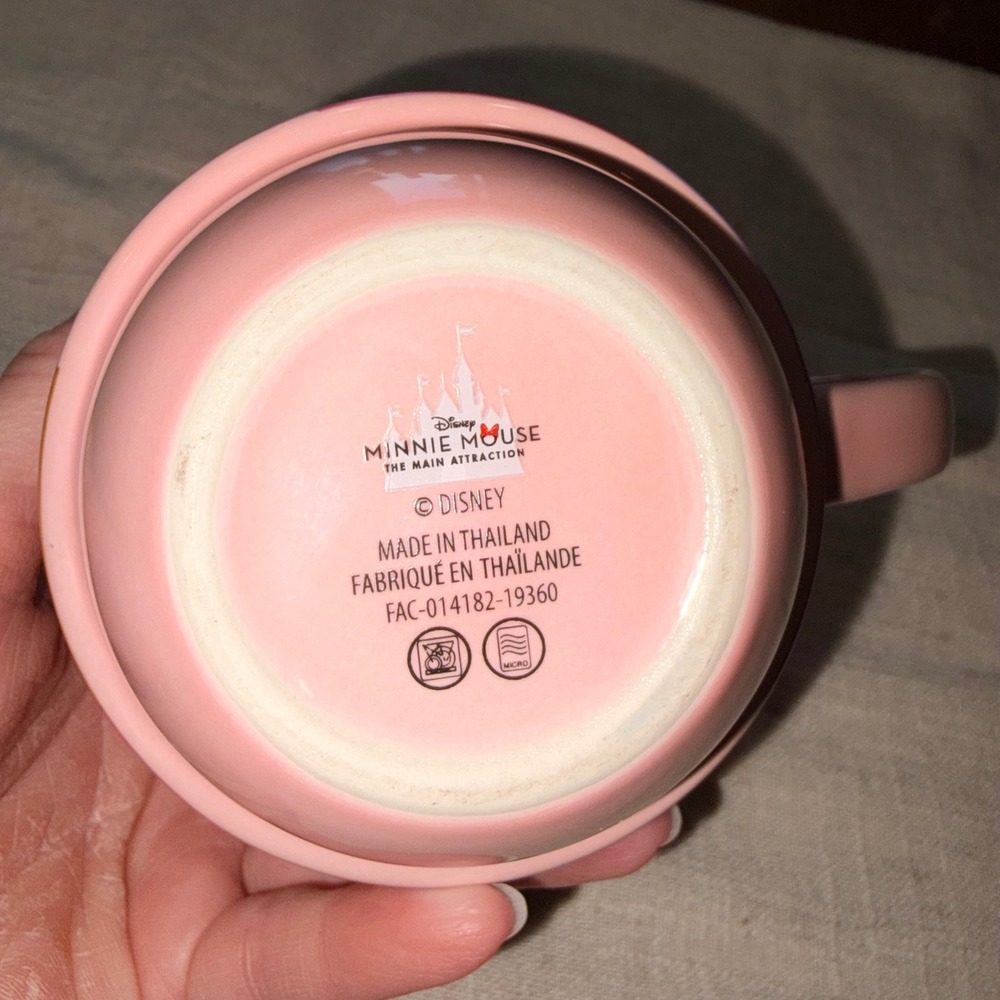 Disney Minnie Mouse The Main Attraction Its a Small World Ceramic Mug Pink - Picture 6 of 6